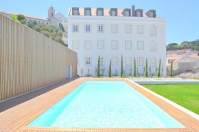 TP Maestro 74, Lisbon Luxury & Swimming Pool